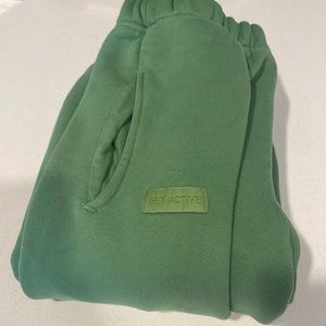 Set Active Sweatpants in Lucky